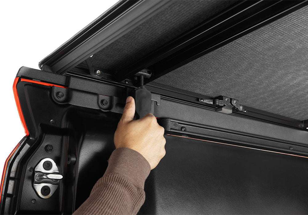 Extang 92833 Trifecta 2.0 Tailgate-Locking Bed Cover
