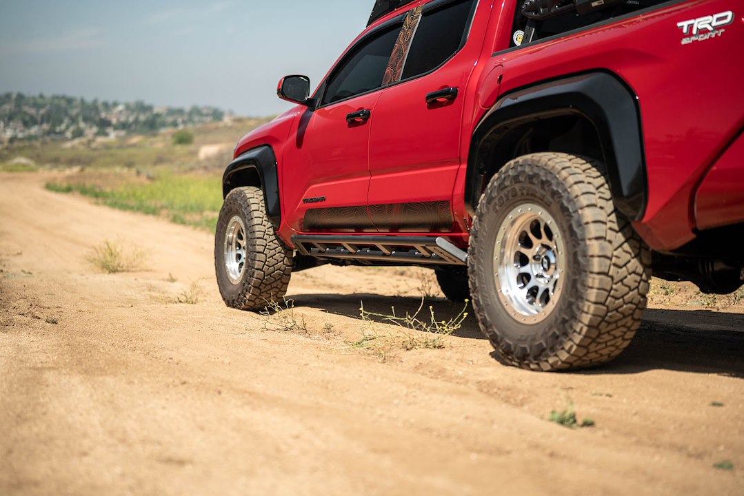 DV8 Offroad SRTT1-04 Tacoma Rock Sliders with Steps