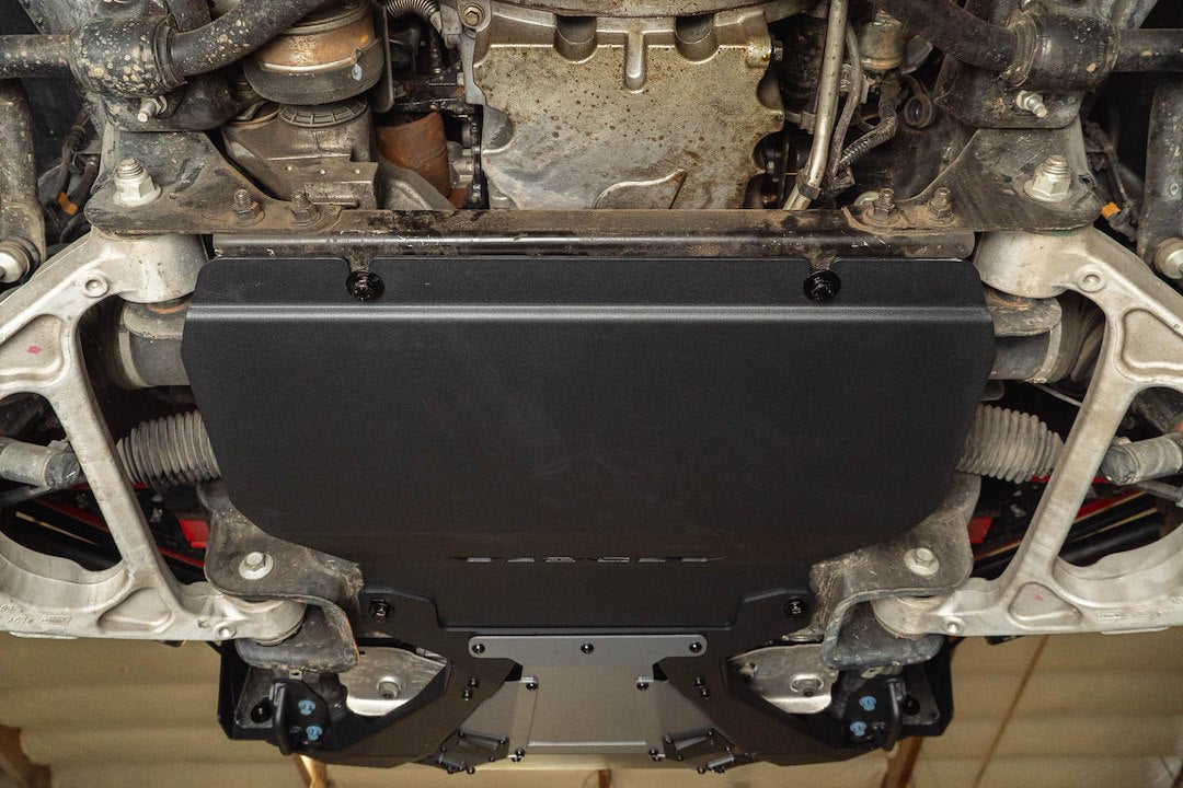 DV8 Offroad SPFF1-01 Front Differential Skid Plate
