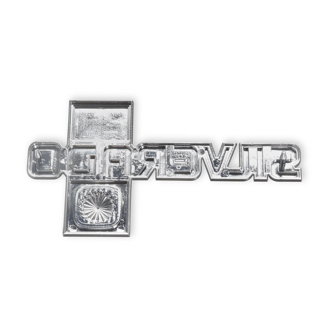 Holley Classic Trucks 04-553 Silverado 20 Fender Emblem