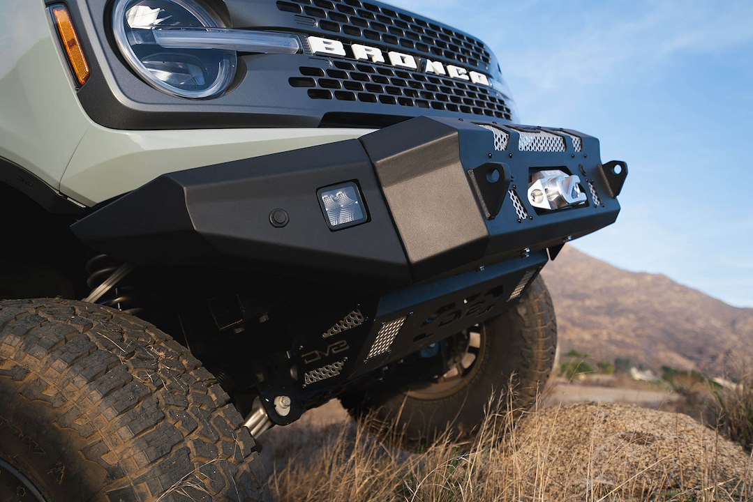 DV8 Offroad SPBR-01 Front Skid Plate