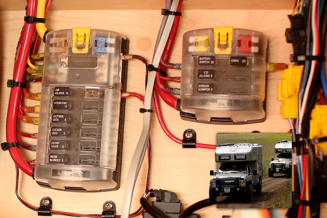 Blue Sea 5028-Bss Fuse Block - image 3