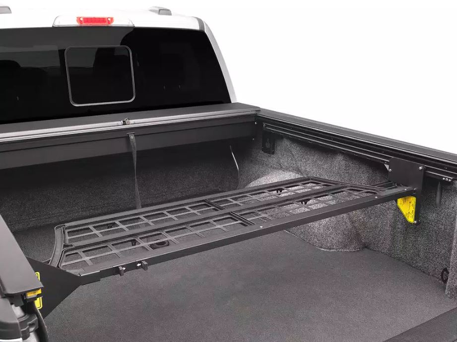 Roll-N-Lock Cm532 Cargo Manager Bed Divider