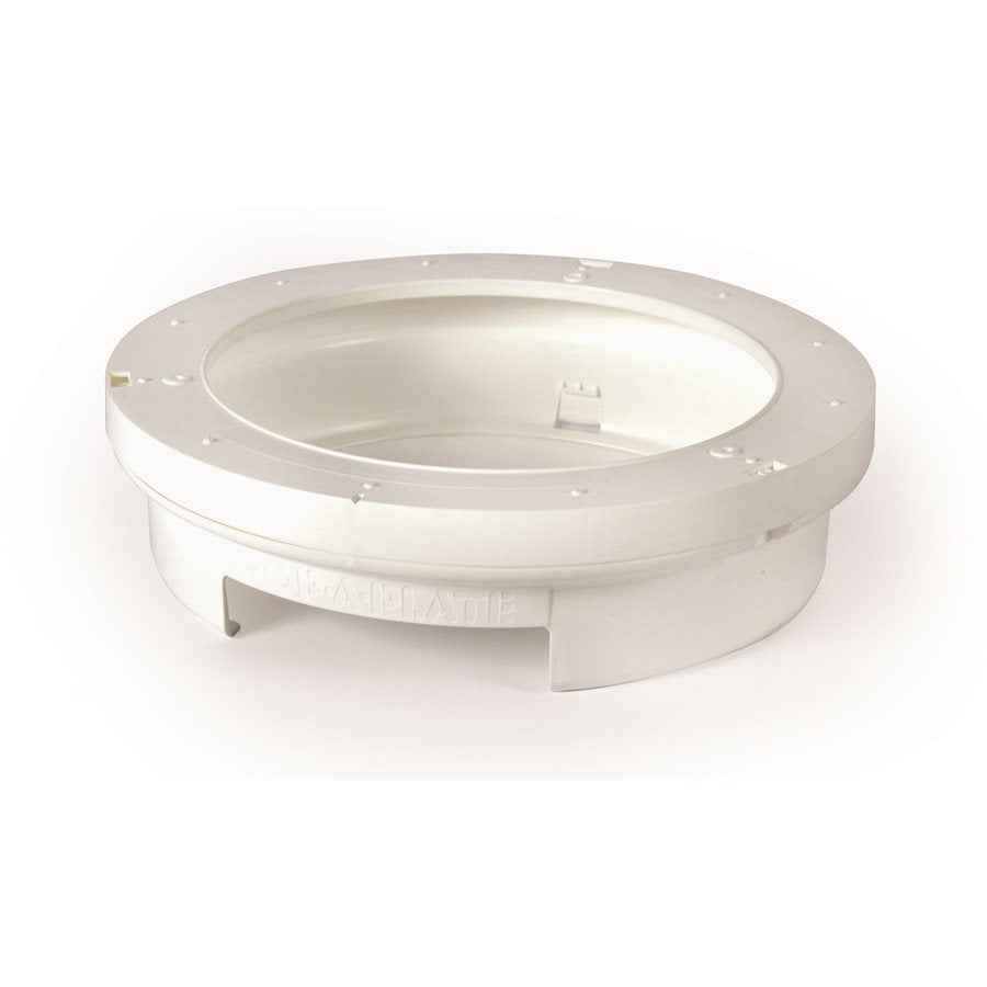 Camco Plate Holder 57001 – Material: Plastic