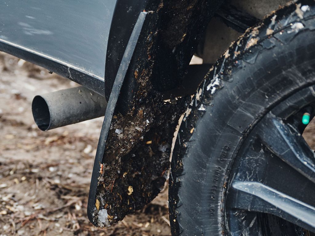 Husky Liners 59616 Thermoplastic Mud Flap with Husky Shield
