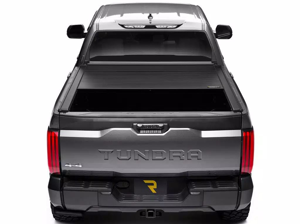 Retrax EQ0379-1 EQ Aluminium Remote-Locking Tonneau Cover