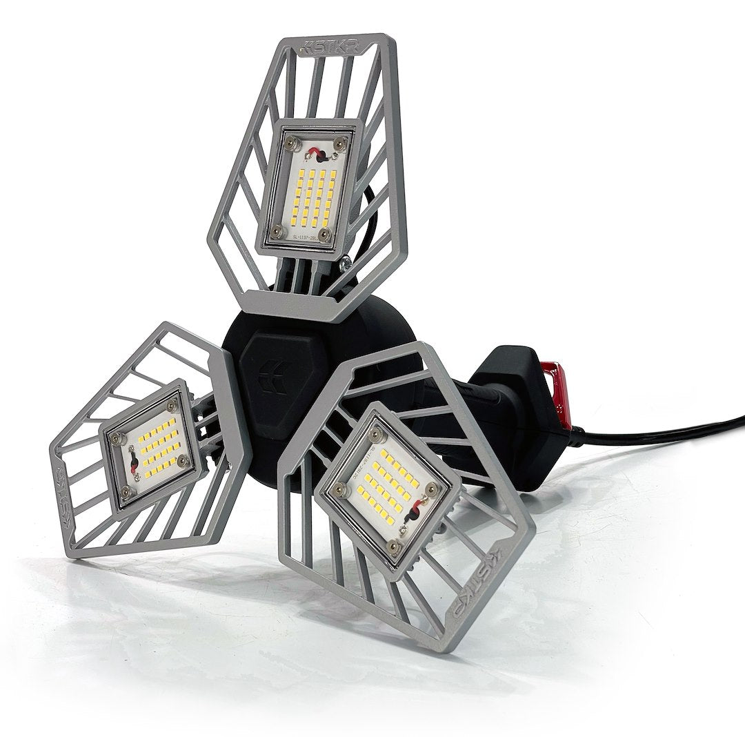 STKR Concepts 00301 TRILIGHT Shoplight V2