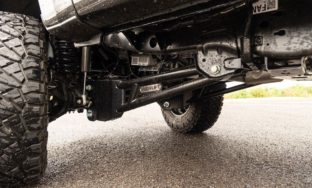 ReadyLift 43-23440 MAX3.3 4-Inch Coil Spring Lift Kit