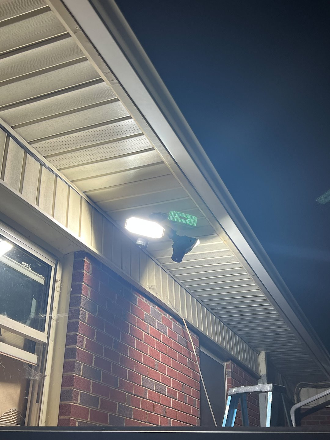 STKR Concepts 00134 Outdoor Motion Security Light