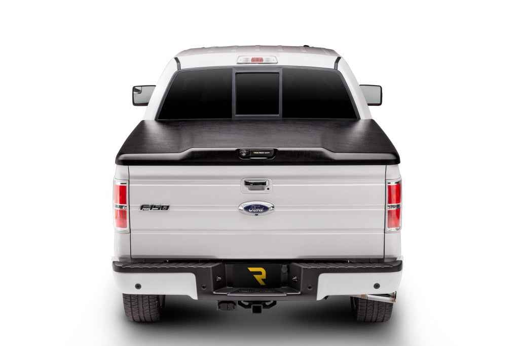 UNDERCOVER 4118 Elite ABS Tonneau Cover with Lock and LED Light