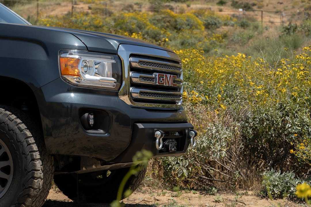 DV8 Offroad FBGC1-01 Centric GMC Canyon Steel Bumper