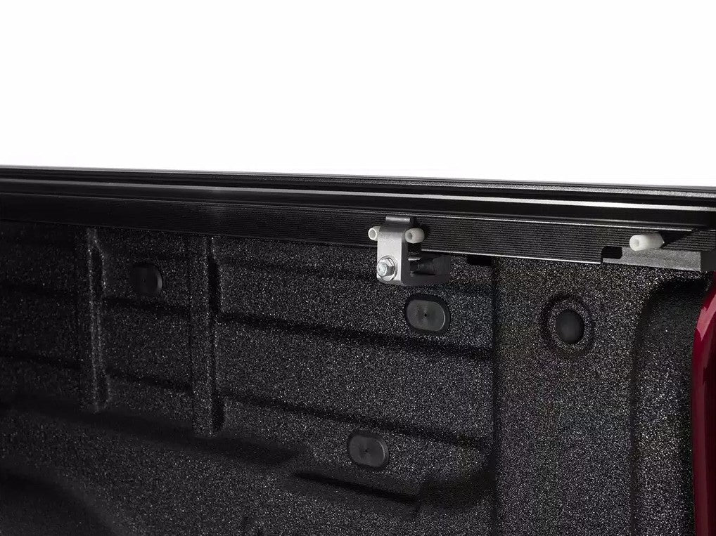 Retrax 80121rtx RetraxPRO MX Matte Black Tonneau Cover