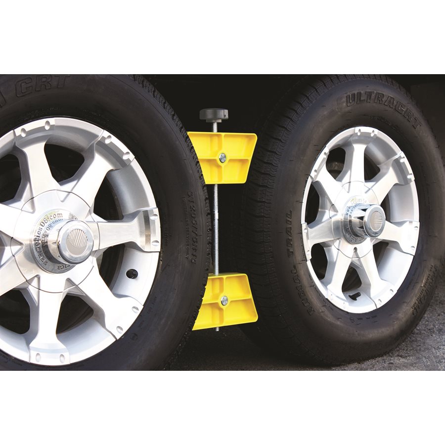 Camco 44622 Wheel Chock - image 8