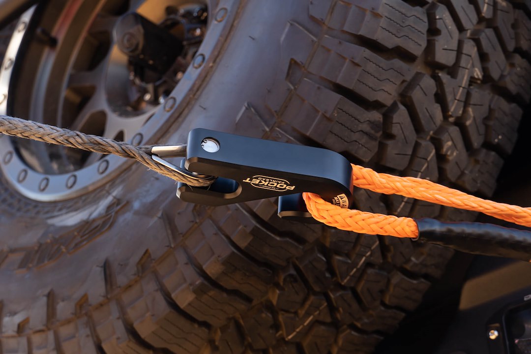 DV8 Offroad WBPF-01 Synthetic-Rope Pocket Fairlead