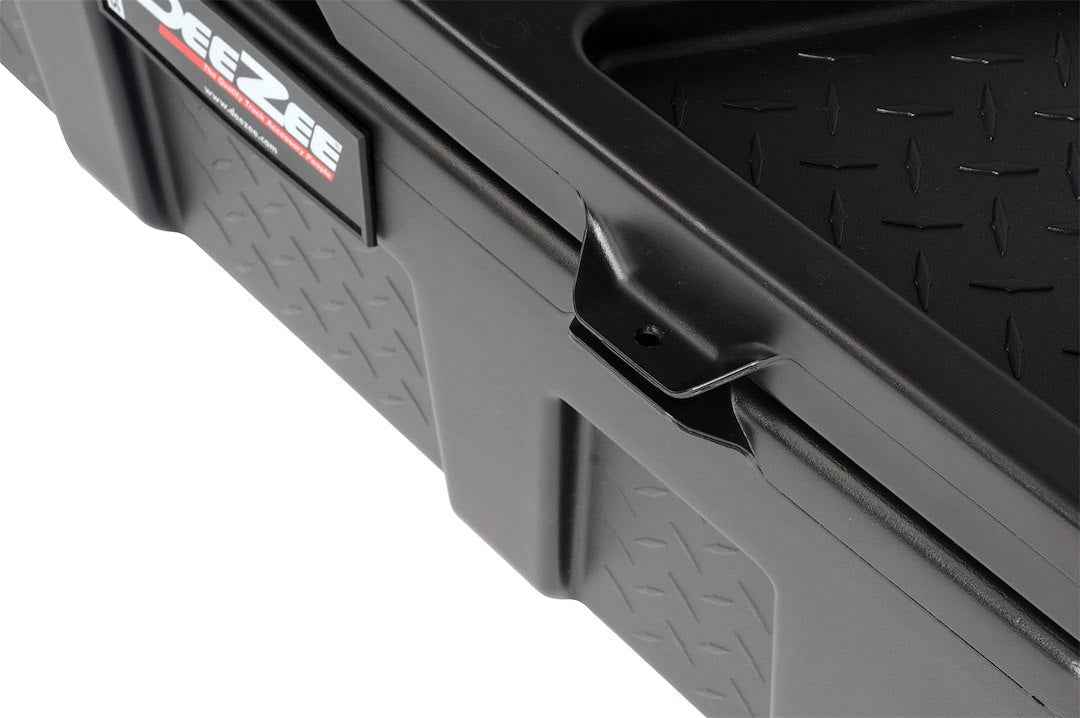 Dee Zee 6535P Portable Plastic Tool Box - 3.6 cu ft