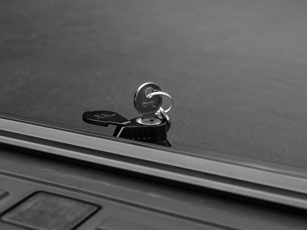 Roll-N-Lock LG247M M-Series Vinyl-Over-Aluminum Tonneau