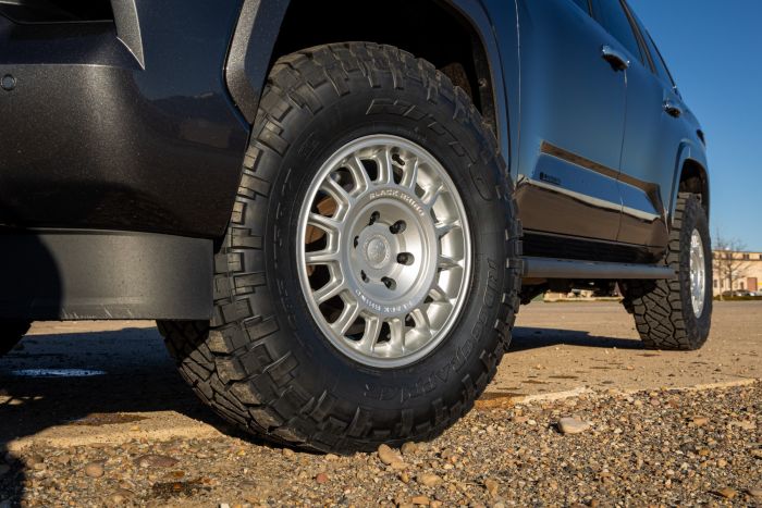 ReadyLIFT 69-53300 Toyota SST 3.5-Inch Lift Kit