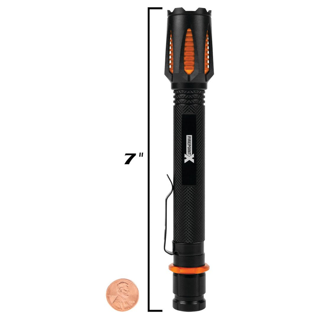 PERFORM TOOL Performance Tool Flashlight (W2657)