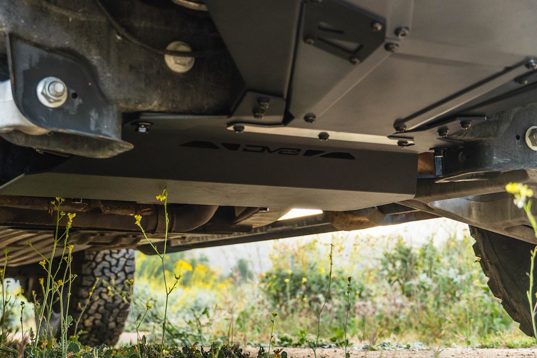 DV8 Offroad SPFF1-01 Front Differential Skid Plate