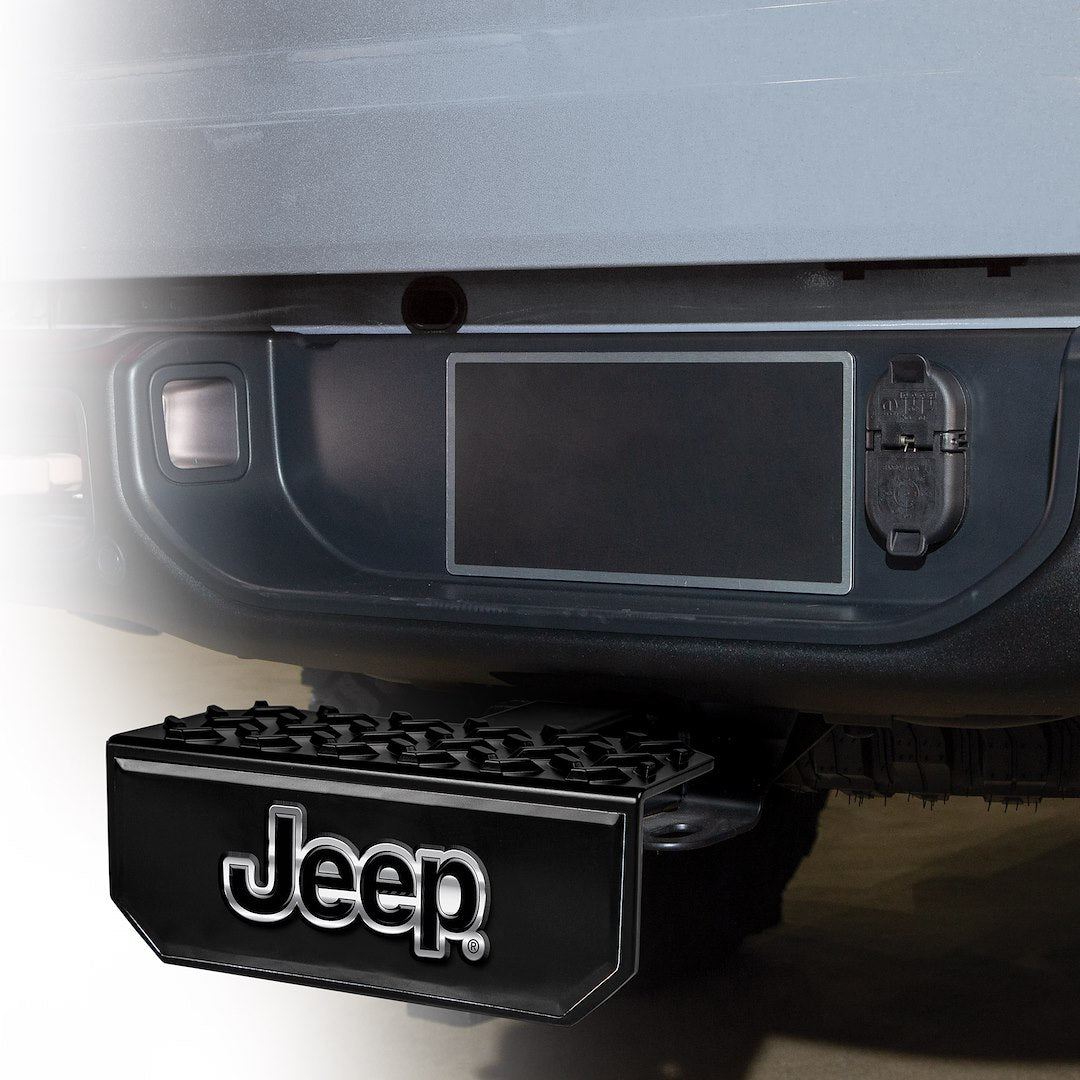 Plasticolor 002310R01 Jeep Step Hitch Cover