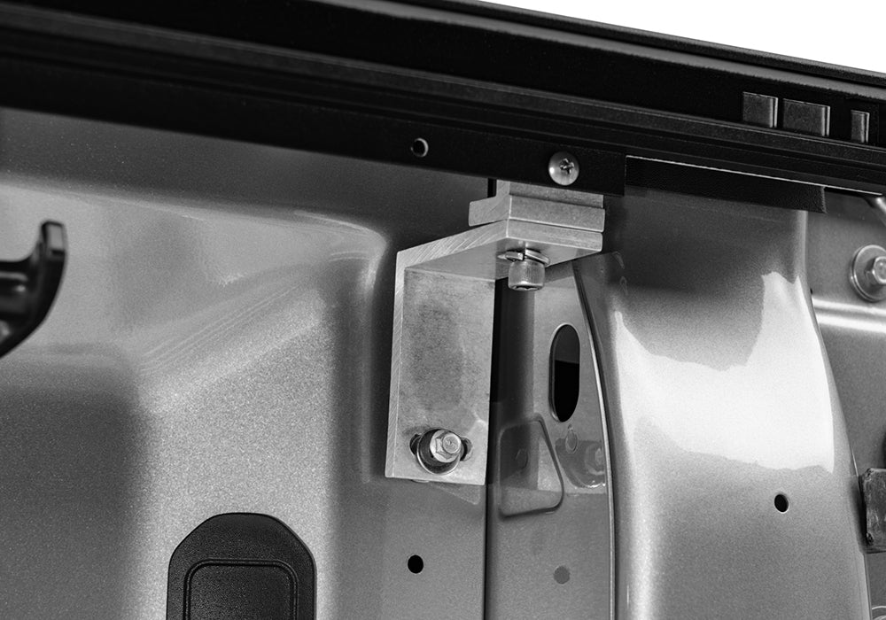 Roll-N-Lock RC223E E-Series Tonneau for Silverado/Sierra 1500