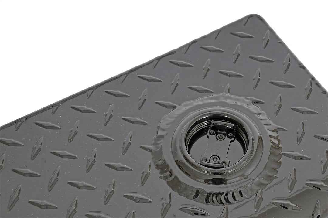 Dee Zee 92747B 92-Gallon Diesel Transfer Tank - Aluminum