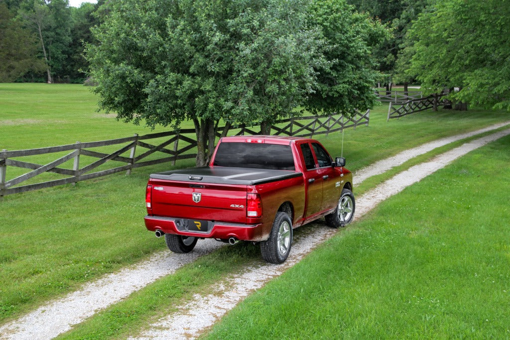 Undercover Uc4148 Tonneau Cover - image 8