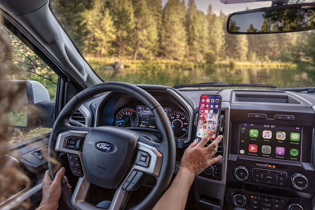 Husky Liners 87000 Claw Vent Phone Holder