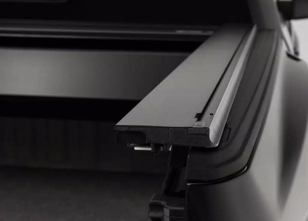 Retrax T-90338 PowertraxPRO XR Electric Aluminium Tonneau