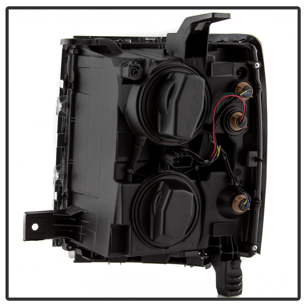 Xtune 9042447 Black Halogen Projector Headlight Pair