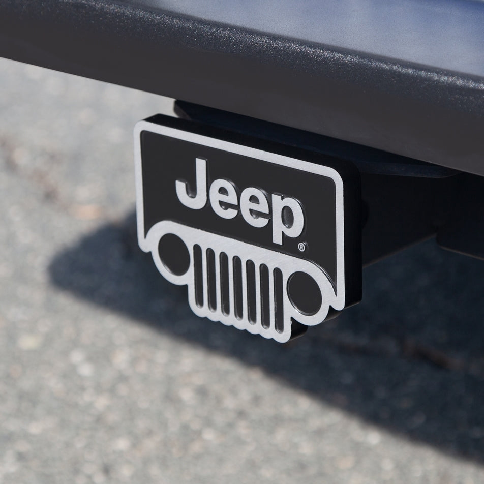 Plasticolor 002291R01 Jeep Grille Hitch Cover