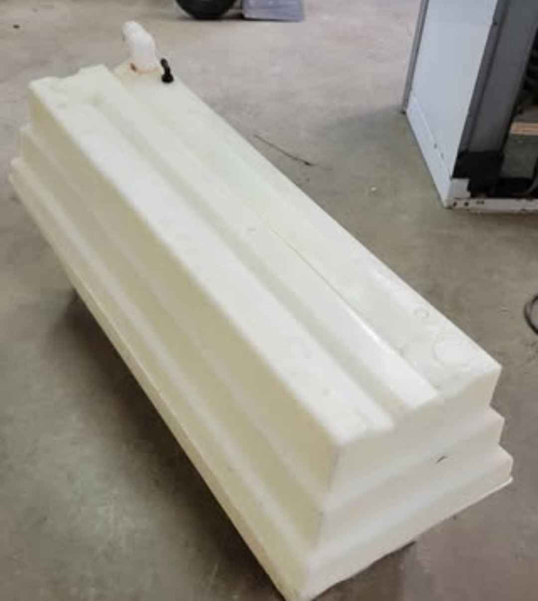 RV Fresh Water Holding Tank 17.5 Gallons