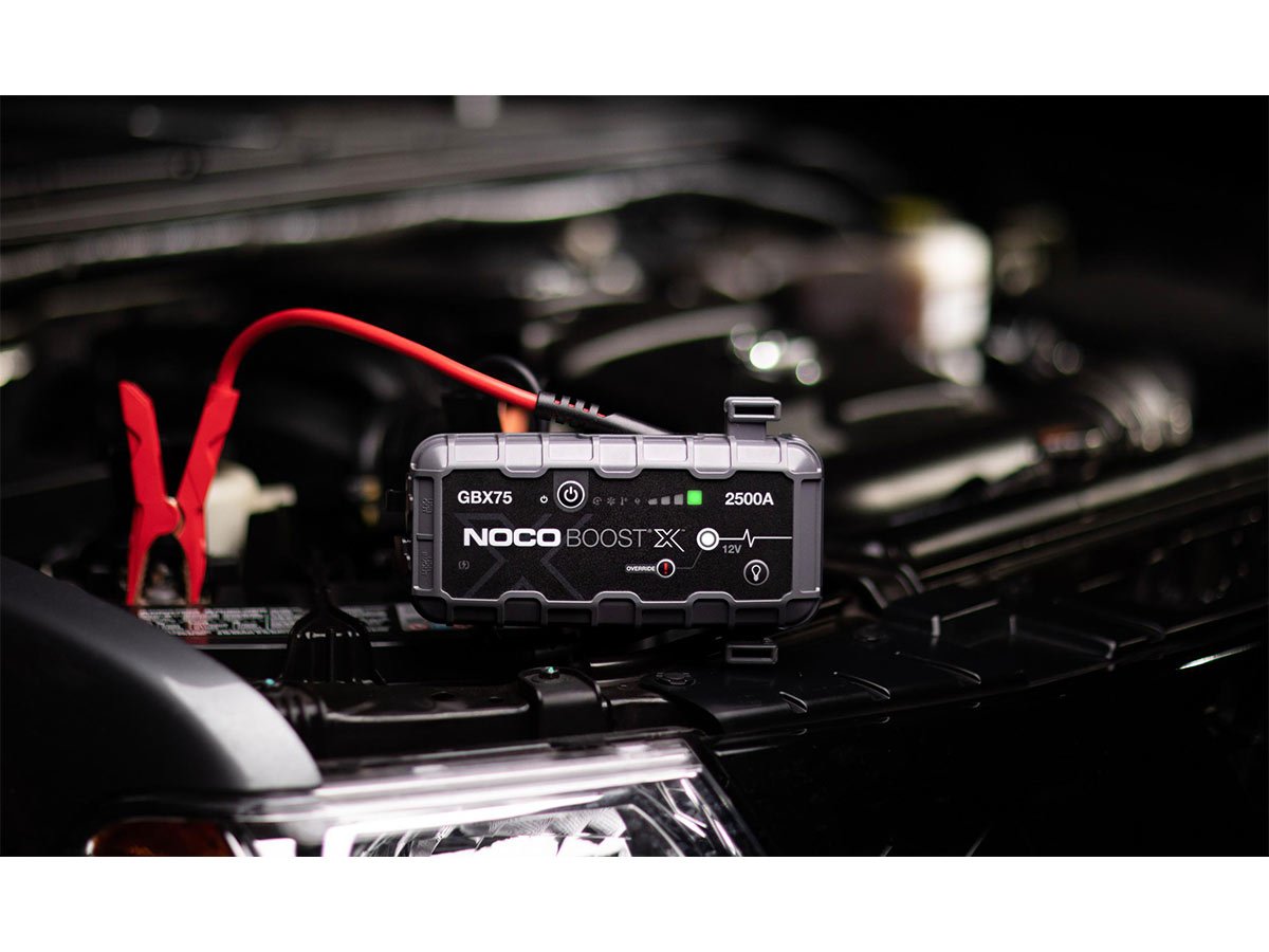 NOCO GBX75 12V 2500A Lithium Jump Starter — view 3