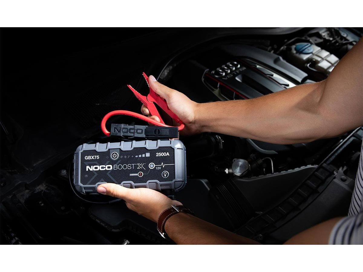 NOCO GBX75 12V 2500A Lithium Jump Starter — view 5