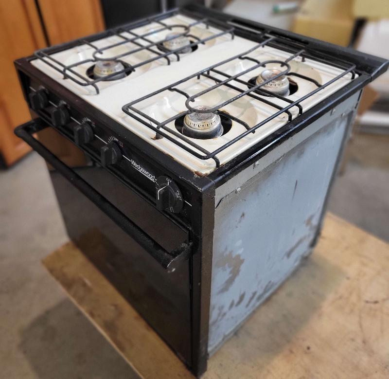 4 burner Propane Oven and Stove from RV Wedgewood Atwood - Used RV Parts