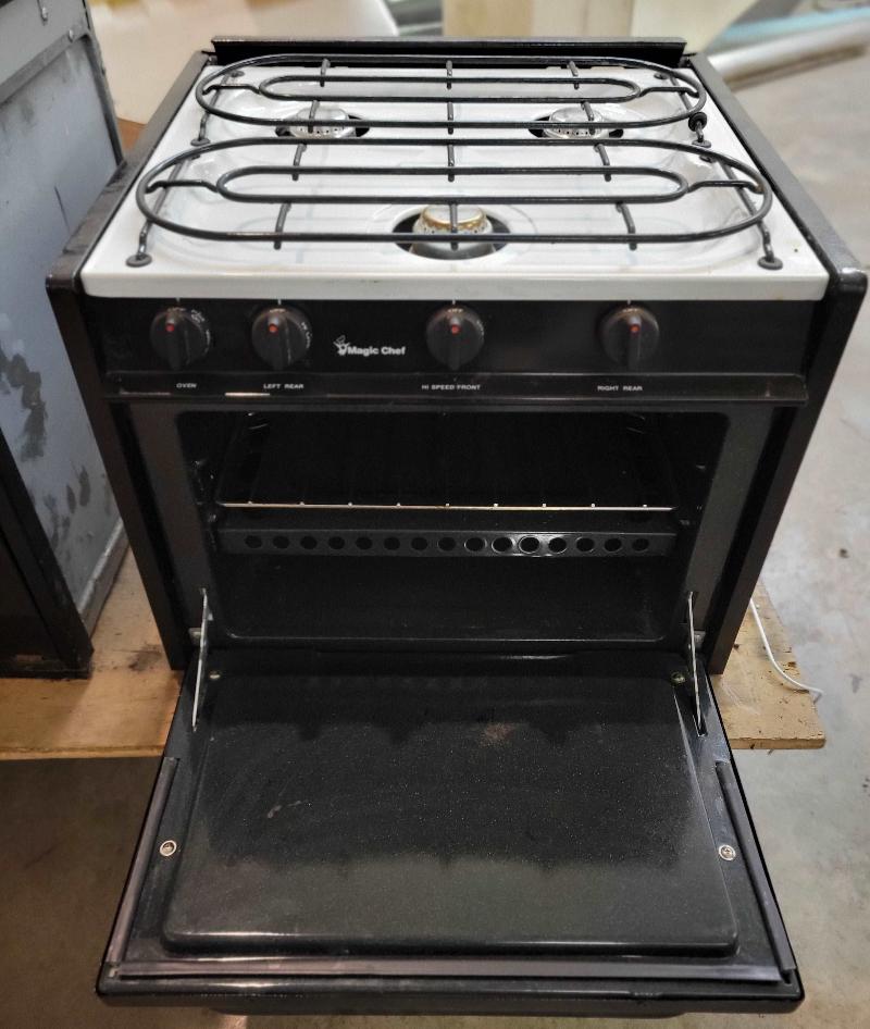 Magic Chef RV Propane Oven and Stove 3 Burner - Used RV Parts