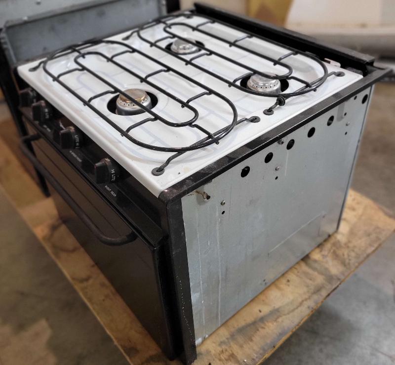 Magic Chef RV Propane Oven and Stove 3 Burner - Used RV Parts