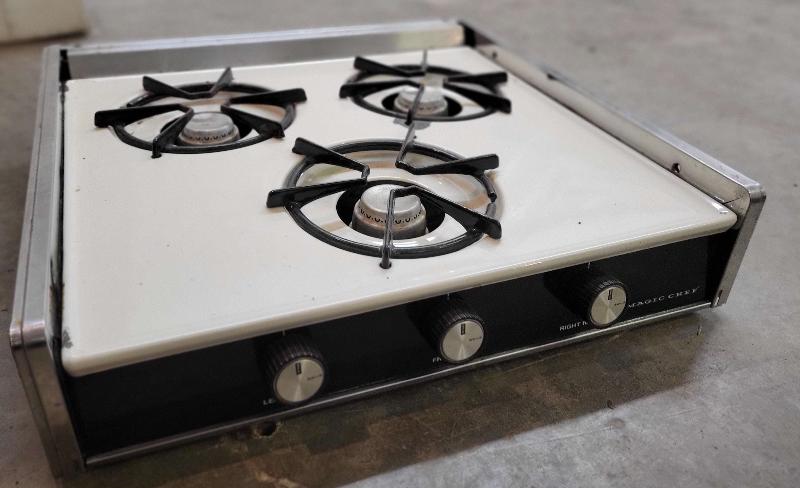 RV Propane Stove Magic Chef 3 Burner Vintage White - Used RV Parts