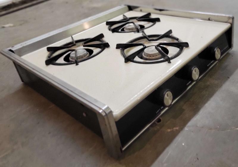 RV Propane Stove Magic Chef 3 Burner Vintage White - Used RV Parts