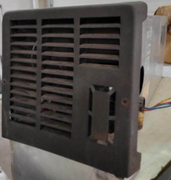 RV Furnace Propane Suburban NT20SE 20000 BTU Heater - Used RV Parts