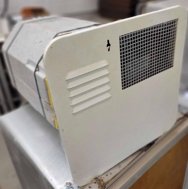 RV Propane Hot Water Heater 6 Gallon Suburban Sw6P - Used RV Parts