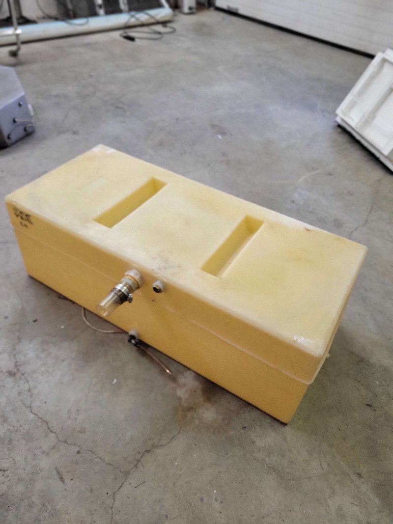 30 Gallon Fresh Water Tank from RV - Used RV Parts