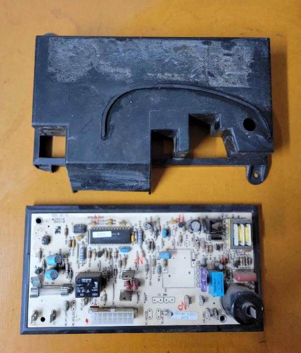 619353 Norcold Fridge Control Board RV Refrigerator - Used RV Parts