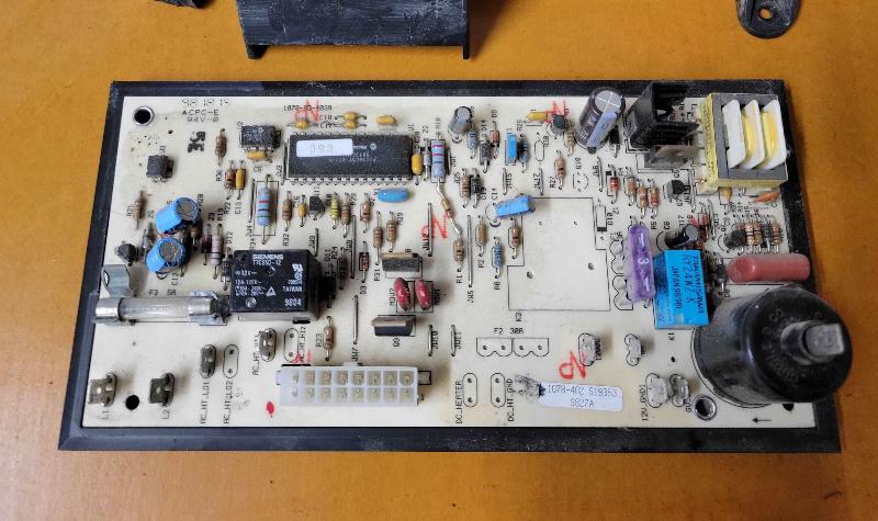 619353 Norcold Fridge Control Board RV Refrigerator - Used RV Parts