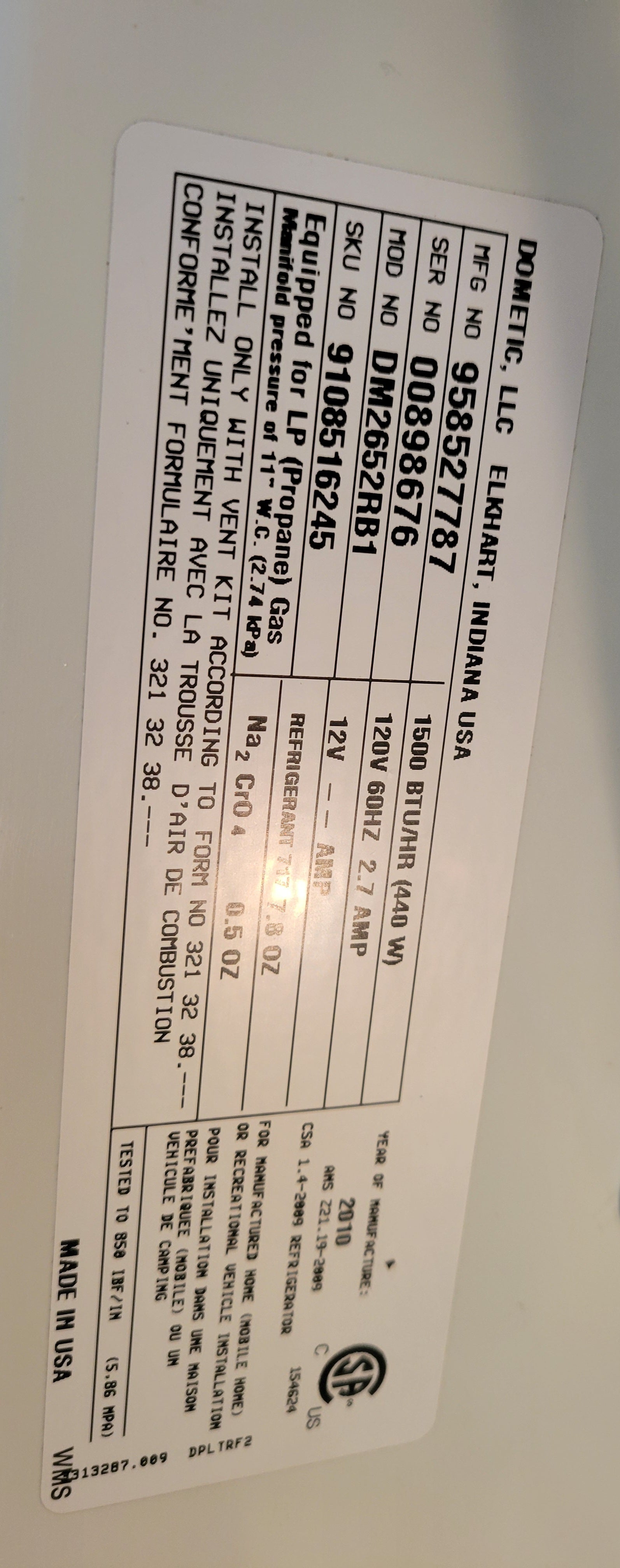 Dometic RV Propane and Electric Fridge DM2652