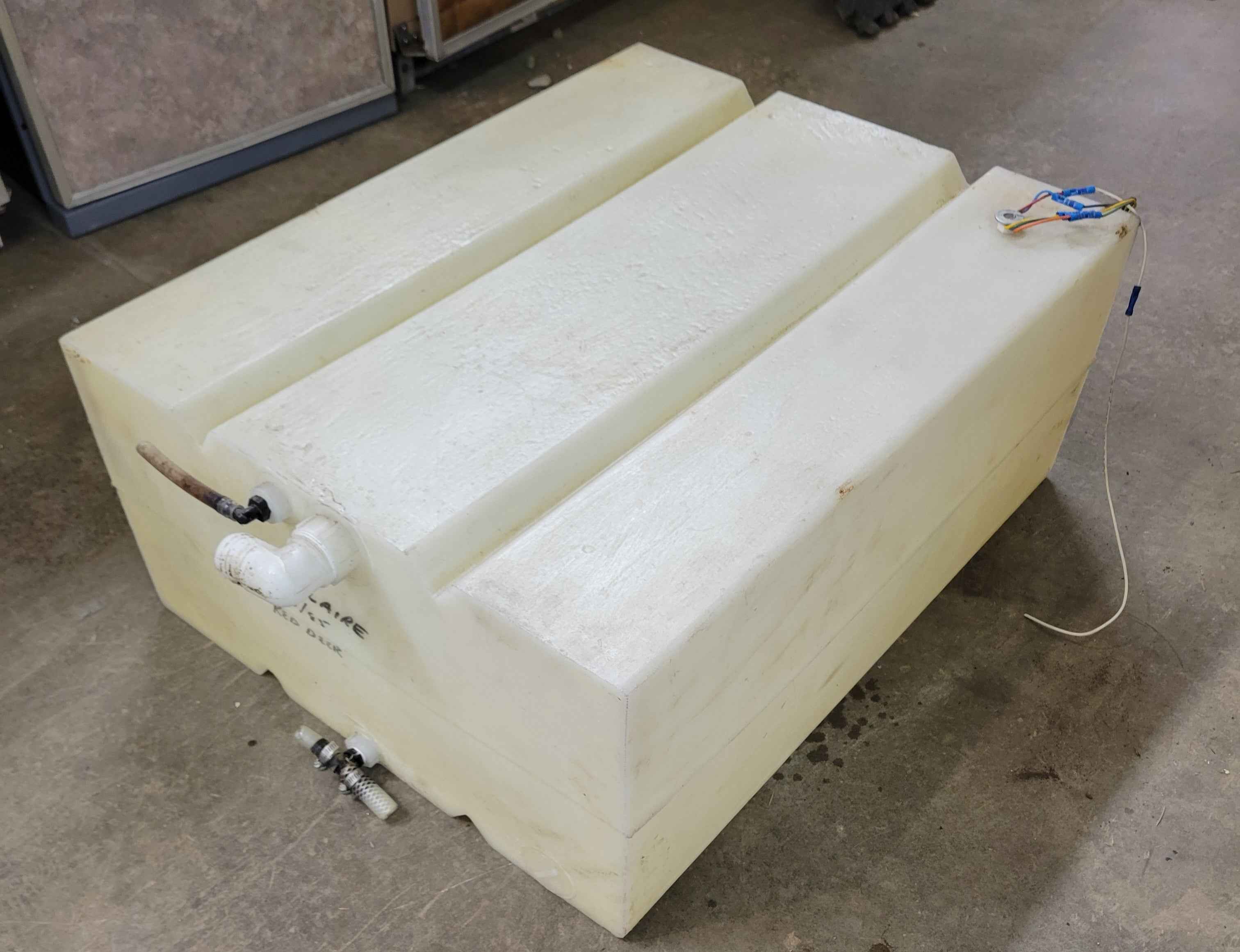 RV Fresh Water Tank 35 Gallon