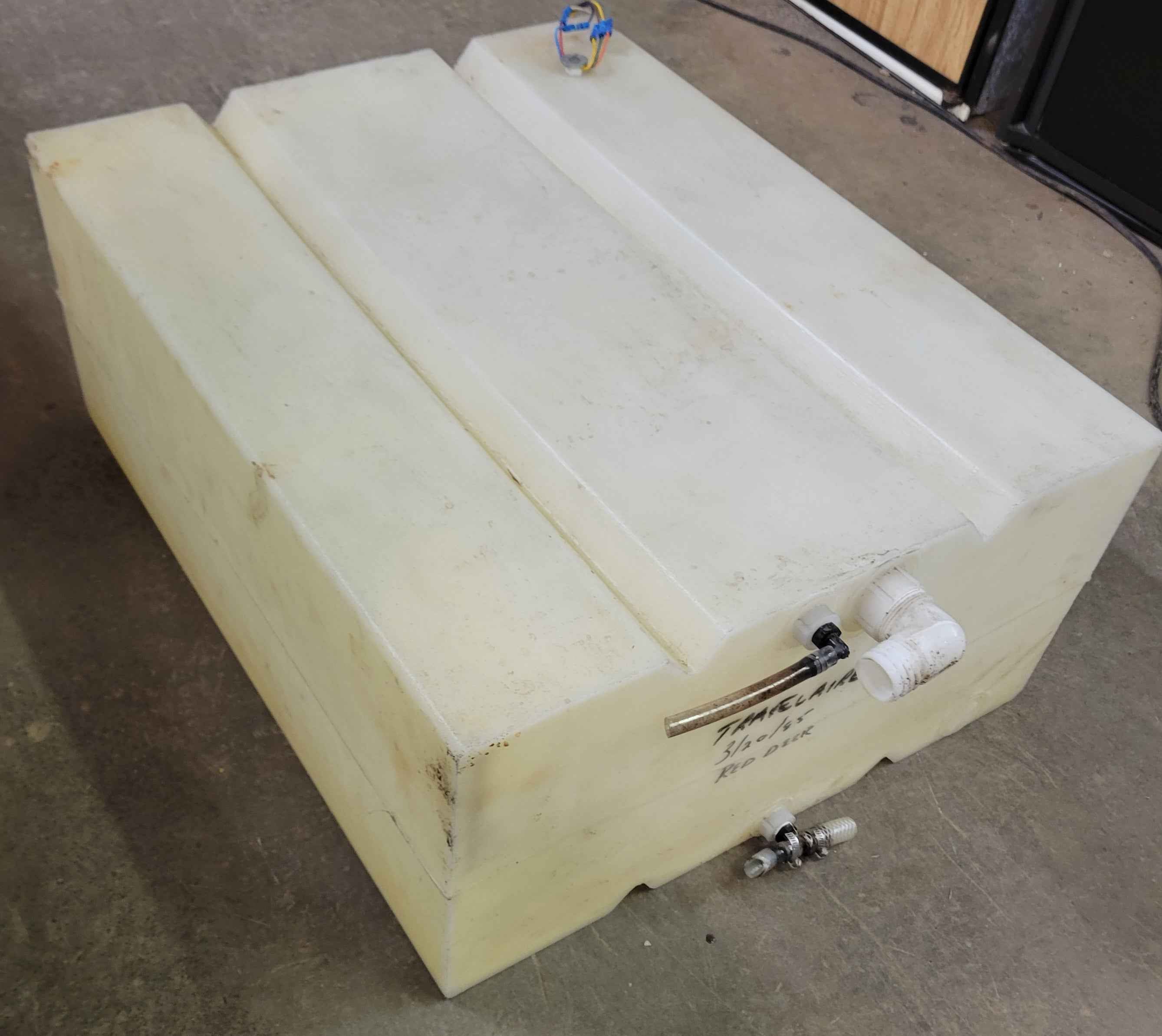 RV Fresh Water Tank 35 Gallon