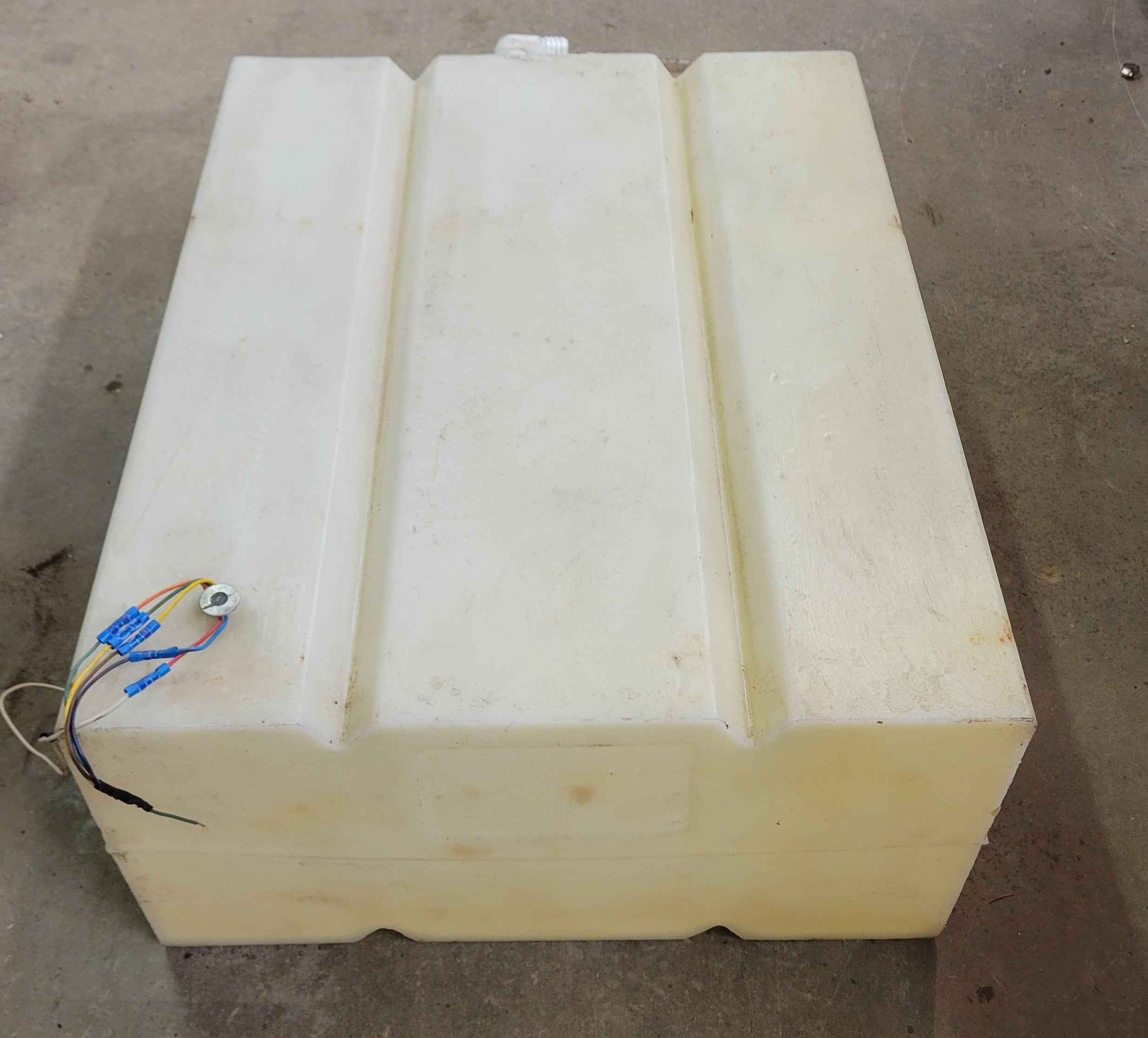 RV Fresh Water Tank 35 Gallon