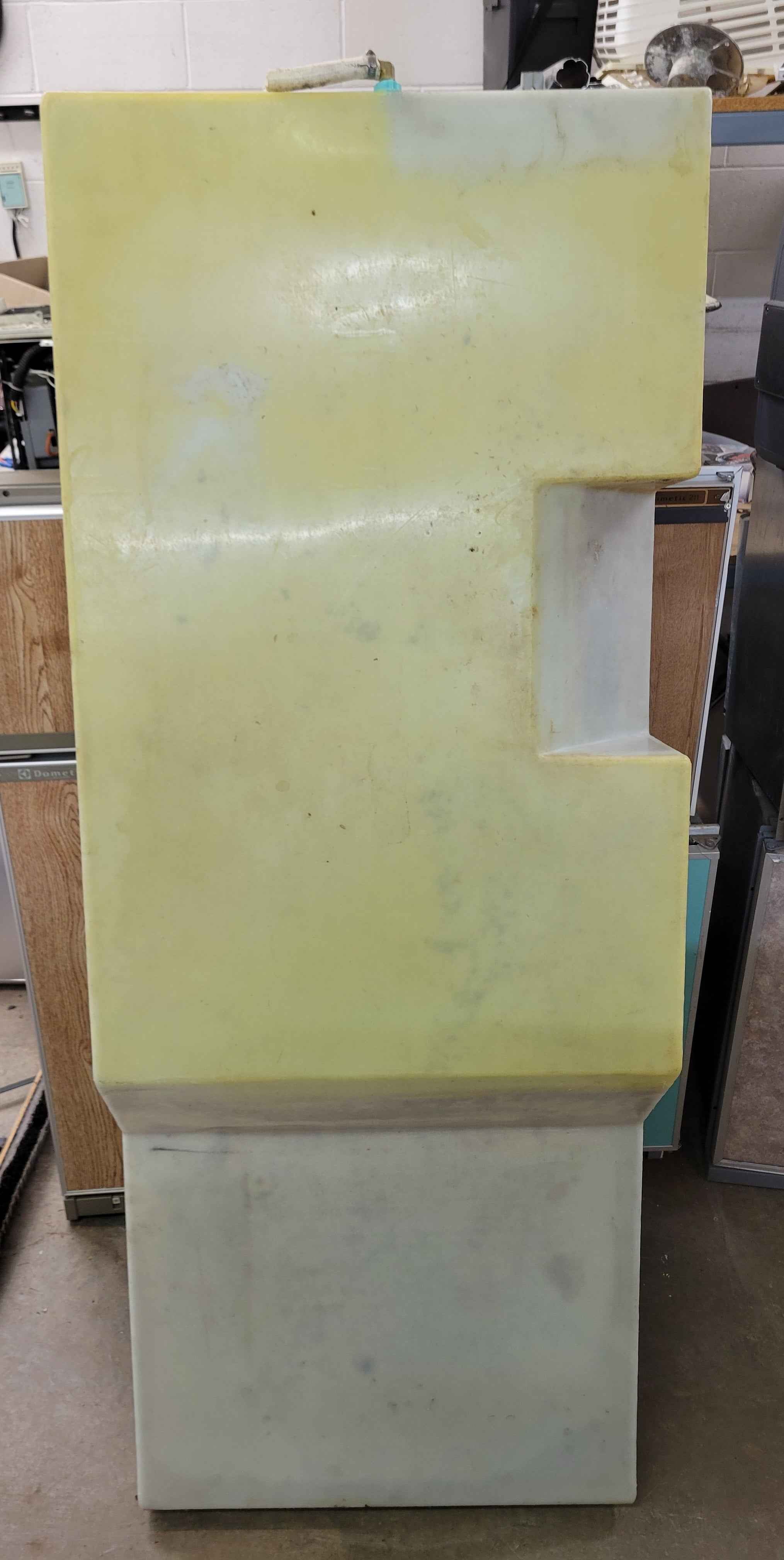 RV Fresh Water Tank 70 Gallon