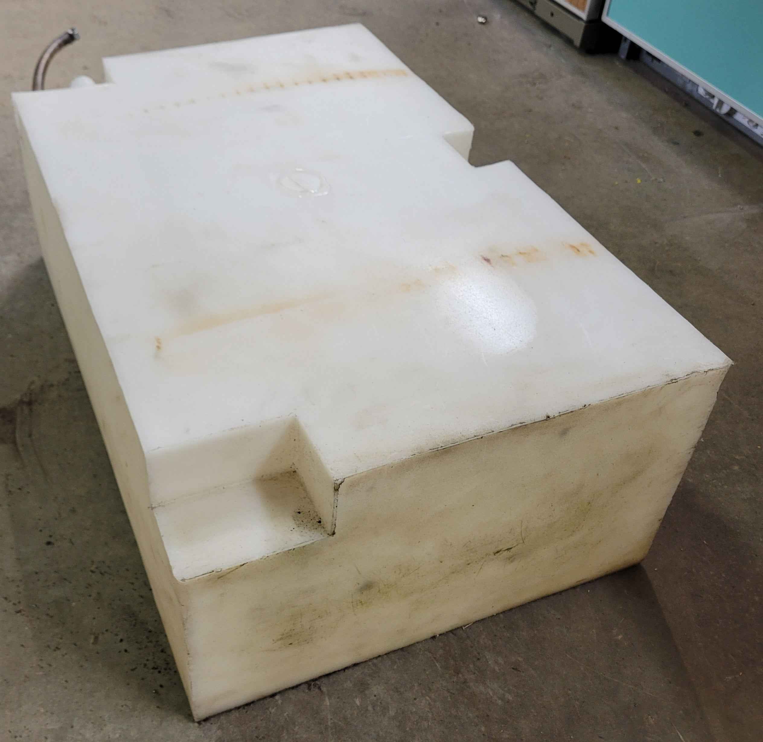 RV Fresh Water Holding Tank 25 Gallon